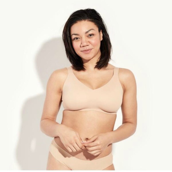 knix Other - Knix V Neck Beige Bra (Non-Padded) Size 4.